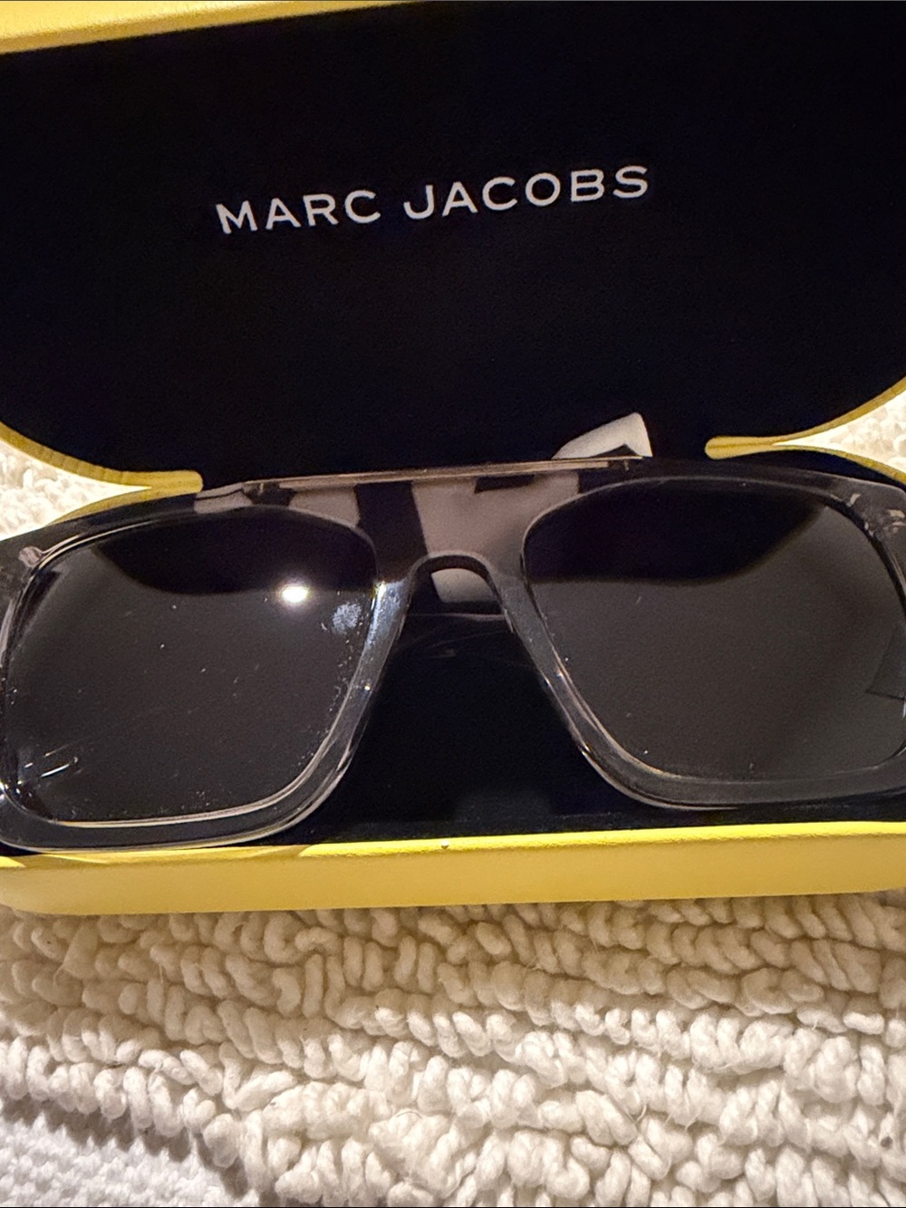 Marc Jacobs Sunglasses with Yellow Hard Sunglasses Case